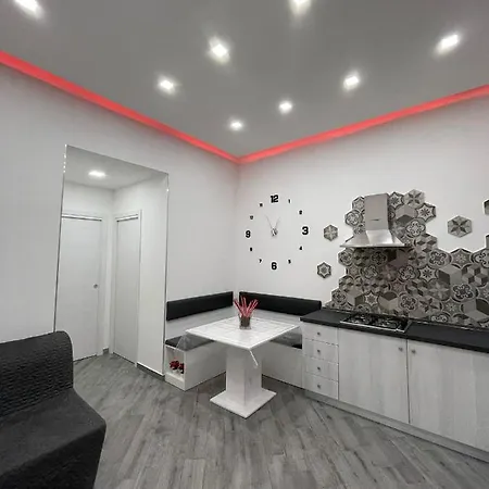 Isabel Apartamento